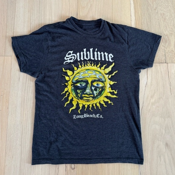 Sublime Long Beach California Gray And Yellow Short Sleeve Tee Shirt Size Large - Picture 1 of 2